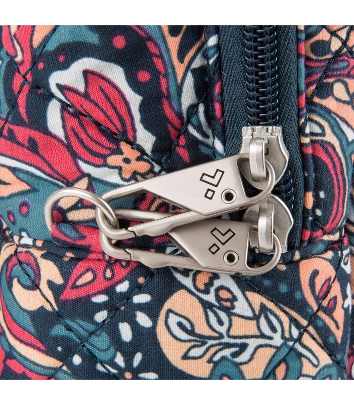 תיק נגד גניבות TRAVELON Anti-Theft Boho Backpack